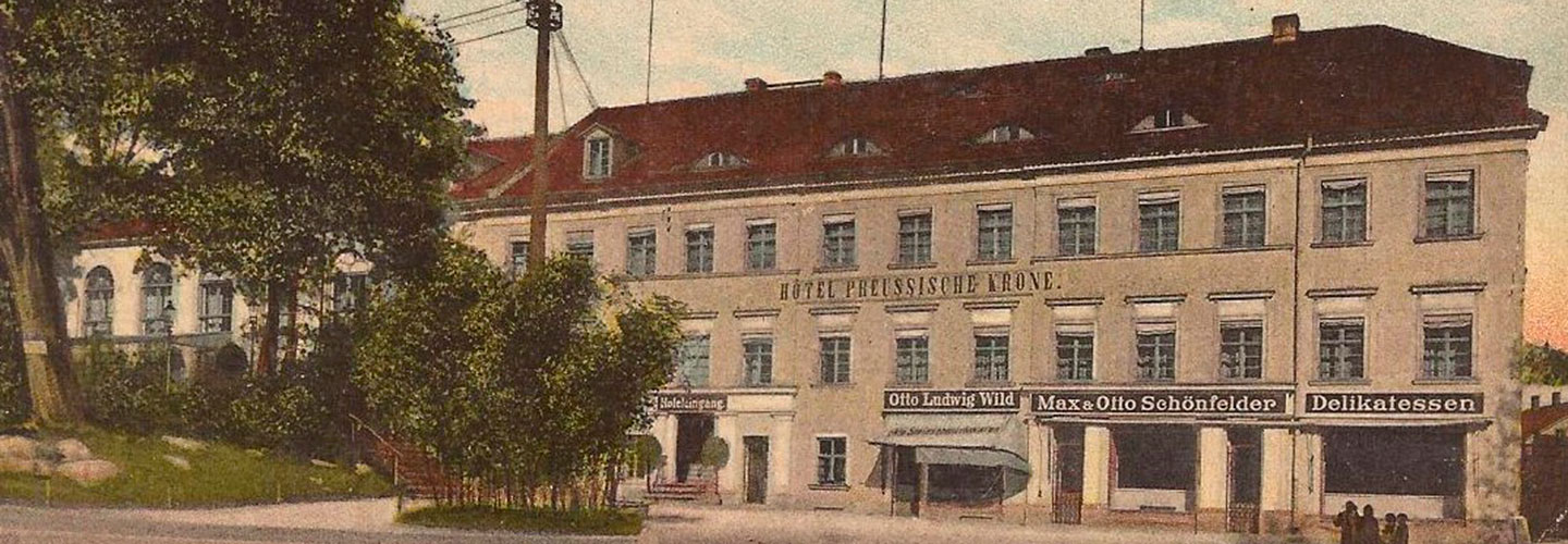 Szczawno-Zdrój – hotel Pruska Korona (miejsce narodzin niemieckiego noblisty Gerharta Hauptmanna) – dziś: sanatorium dziecięce Korona Piastowska Szczawno-Zdrój – hotel Pruska Korona (miejsce narodzin niemieckiego noblisty Gerharta Hauptmanna) – dziś: sanatorium dziecięce Korona Piastowska