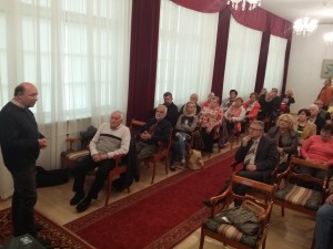 Wykład Profesora Krzysztofa Jaworskiego w sali kameralnej Teatru Zdrojowego (2)