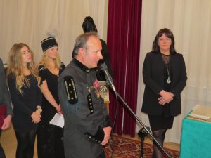 pan-zbigniew-jozwiakowski-opowiada-o-swoich-zbiorach