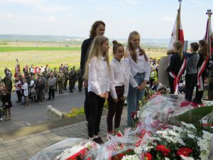 delegacja Szkoły Podstawowej w Szczawnie-Zdroju z dyrektor Sylwią Kotarbą