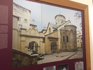 fragment wystawy nt. katedry ormiańskiej we Lwowie