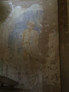 fragment gotyckiego malowidła ściennego w jednej z sal pałacu