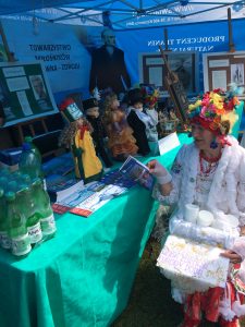 Łucja Śmigielska z Zarządu TMSZ jako Wodzianka