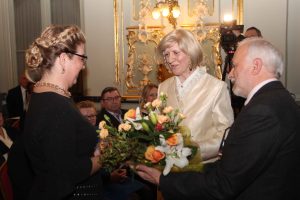 List gratulacyjny i podziękowanie za współpracę od Zarządu Towarzystwa Miłośnikiów Szczawna-Zdroju dla dyr. Ozimek (2)
